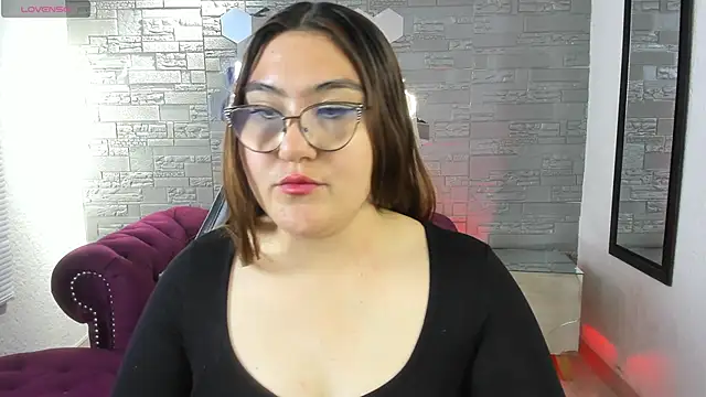 conniejames m online show from 09/15/25, 12:49