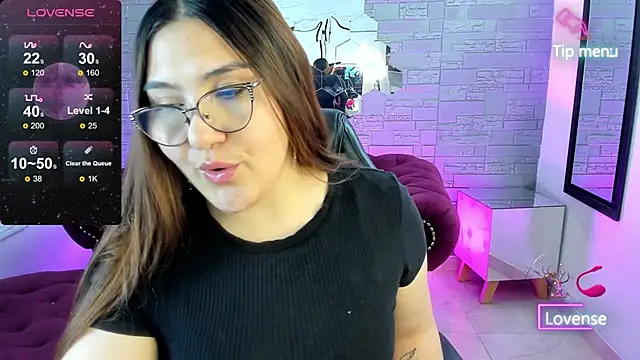 conniejames m online show from 12/01/25, 12:32