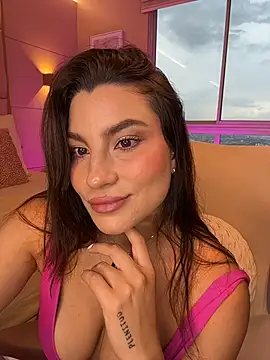 Snapshot of SaharaRush_ chatting on 03/10/26, 10:26 SaharaRush online show from 03/10/26, 10:26