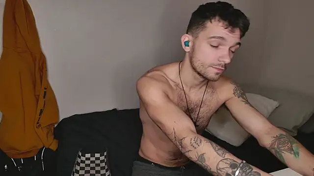 JackDesFeux online show from 01/15/25, 03:54