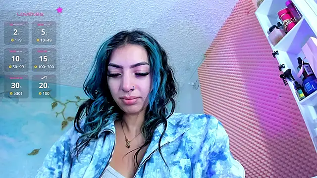 SaturnooStonee online show from 06/12/26, 03:05