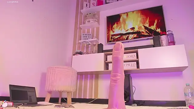 Snapshot of susanjons_tcw chatting on 09/22/25, 10:28 susanjons tcw online show from 09/22/25, 10:28