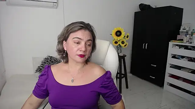 ana milf online show from 03/07/25, 03:07
