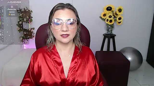 ana milf online show from 03/15/26, 11:49