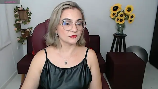 ana milf online show from 05/01/26, 01:59