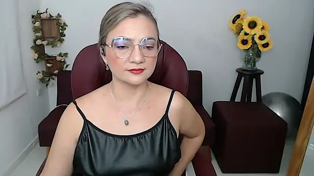 ana milf online show from 05/13/26, 01:19