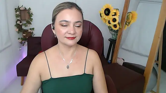ana milf online show from 06/18/26, 03:16