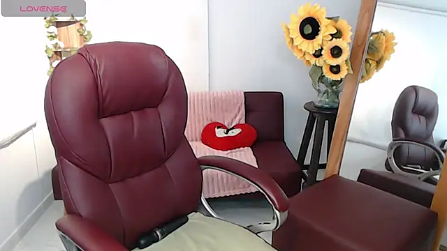 ana milf online show from 07/28/26, 02:13