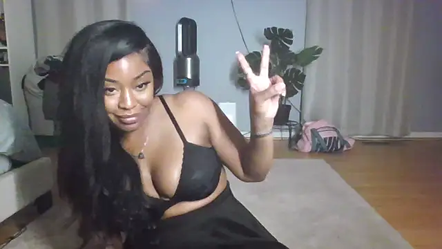 Snapshot of PenelopeZea chatting on 12/29/24, 08:00 PenelopeZea online show from 12/29/24, 08:00