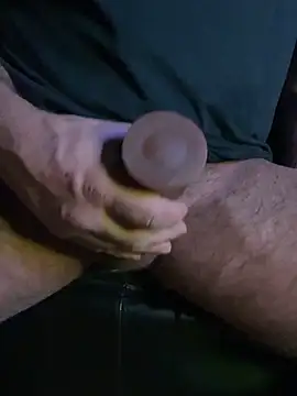 Snapshot of Stillavirgin45 chatting on 12/17/25, 05:19 Stillavirgin45 online show from 12/17/25, 05:19