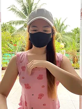 Snapshot of BabyThree_ chatting on 09/22/25, 08:38 BabyThree online show from 09/22/25, 08:38