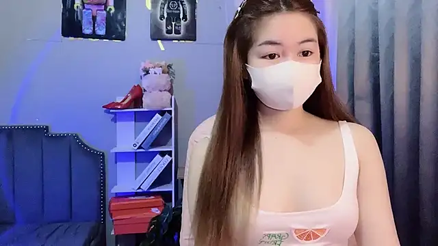 Snapshot of BabyThree_ chatting on 10/05/25, 08:45 BabyThree online show from 10/05/25, 08:45