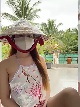 Snapshot of BabyThree_ chatting on 11/05/25, 08:14 BabyThree online show from 11/05/25, 08:14