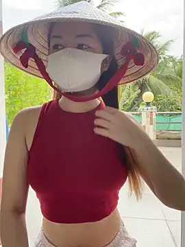 Snapshot of BabyThree_ chatting on 11/23/25, 07:19 BabyThree online show from 11/23/25, 07:19