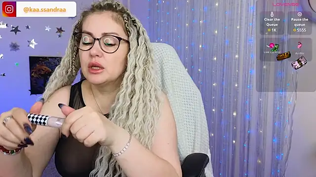 misskaassandraa online show from 12/26/24, 05:08