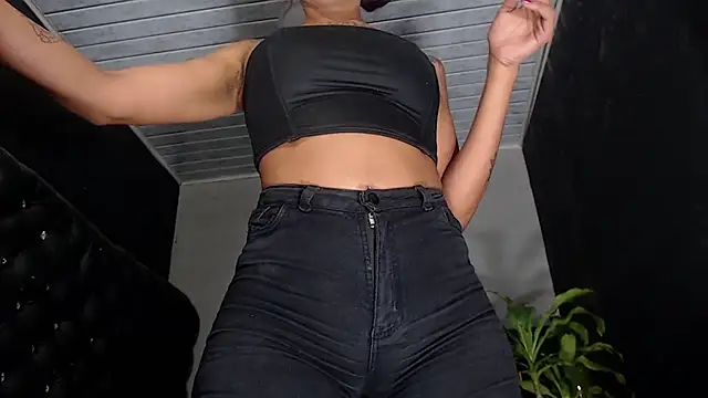 Kitie Petarda online show from 09/19/25, 05:57