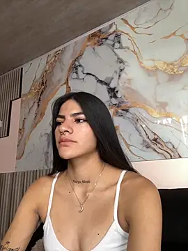 liss hot  online show from 10/01/25, 09:21