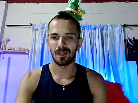 Snapshot of Tomas_Tylor chatting on 12/10/24, 02:27 Tomas Tylor online show from 12/10/24, 02:27