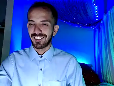 Snapshot of Tomas_Tylor chatting on 12/11/24, 10:38 Tomas Tylor online show from 12/11/24, 10:38