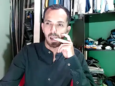 Snapshot of Tomas_Tylor chatting on 01/07/26, 12:24 Tomas Tylor online show from 01/07/26, 12:24