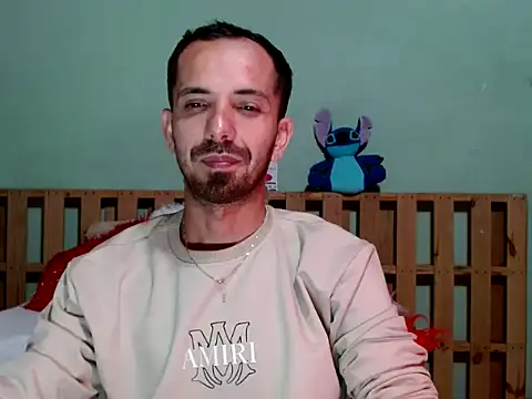 Snapshot of Tomas_Tylor chatting on 01/08/26, 01:52 Tomas Tylor online show from 01/08/26, 01:52