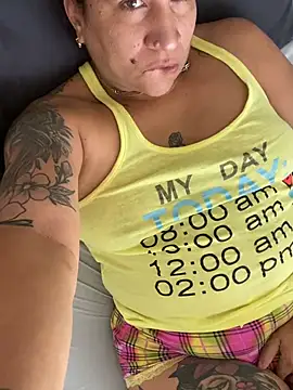 ladycreamypr2 online show from 06/22/26, 04:04
