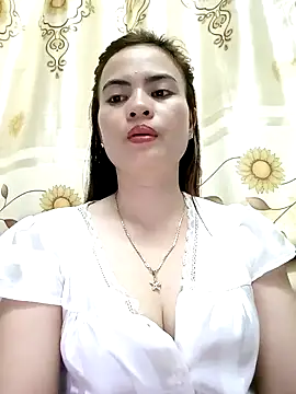 NgocQuyen2K online show from 02/03/25, 05:40