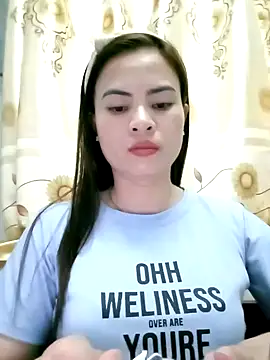NgocQuyen2K online show from 02/06/25, 05:35