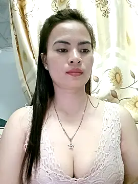 NgocQuyen2K online show from 02/12/25, 08:27