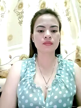 NgocQuyen2K online show from 02/15/25, 10:42