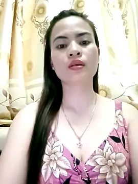 NgocQuyen2K online show from 02/18/25, 07:43