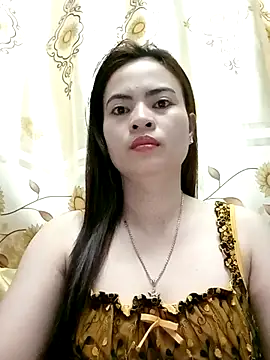 NgocQuyen2K online show from 02/18/25, 10:14