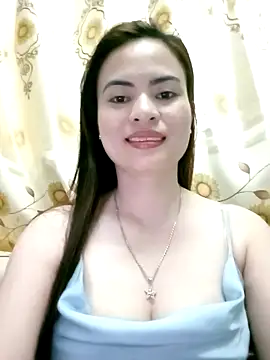 NgocQuyen2K online show from 02/19/25, 01:51