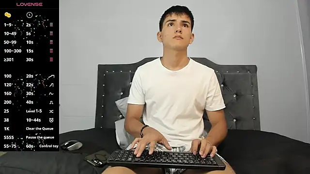 Jacobb Lee online show from 12/03/24, 07:33