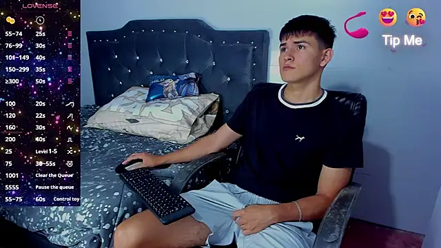 Snapshot of Jacobb_Lee chatting on 09/18/25, 08:55 Jacobb Lee online show from 09/18/25, 08:55