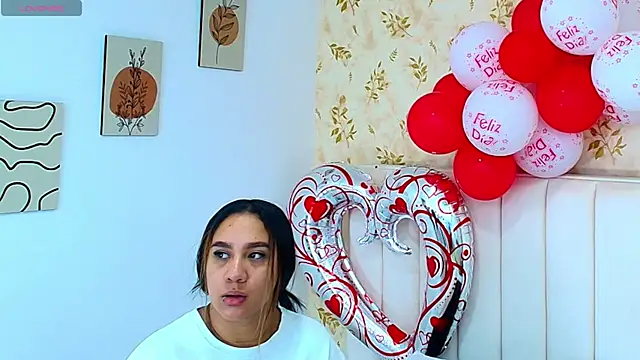 Sara Desire online show from 02/17/25, 12:38