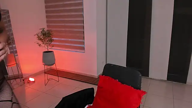 kendra scoth online show from 10/23/25, 10:41