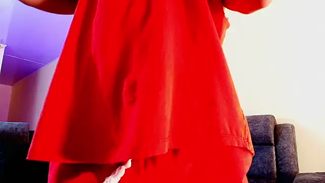 Snapshot of JeremyLowe chatting on 11/04/25, 06:18 JeremyLowe online show from 11/04/25, 06:18