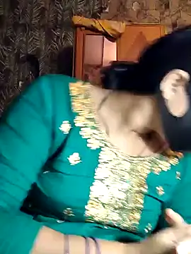 Hot-rubina online show from 01/13/25, 08:37
