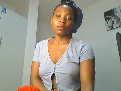  Becky002 online show from 06/13/26, 08:34