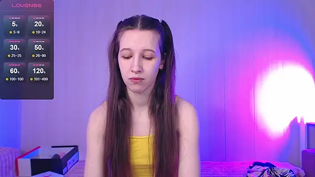 ur kitty   online show from 12/04/25, 09:07