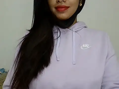 sparkling queen online show from 12/12/24, 03:32