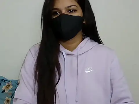 sparkling queen online show from 12/12/24, 07:52