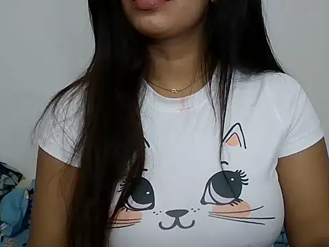 sparkling queen online show from 02/05/25, 06:24