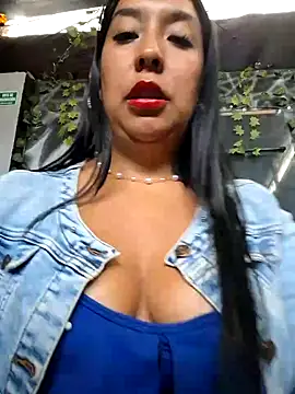 Bella keny online show from 01/21/25, 09:04