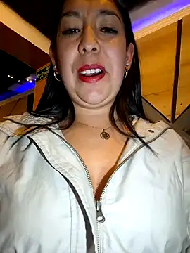 Bella keny online show from 01/27/25, 11:43
