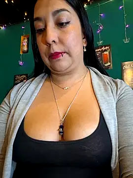 Bella keny online show from 06/06/26, 07:40