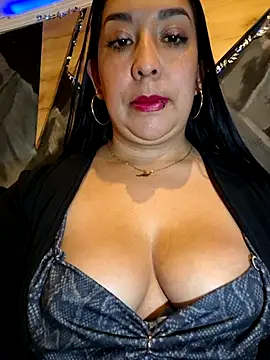 Bella keny online show from 06/13/26, 08:07