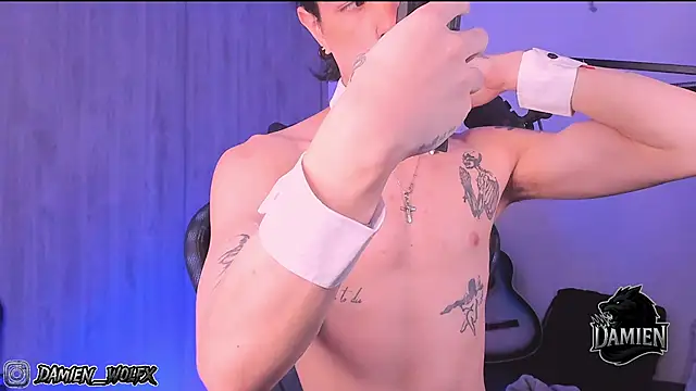 Snapshot of cinnamon_boyxxx chatting on 09/22/25, 02:46 cinnamon boyxxx online show from 09/22/25, 02:46