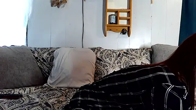 Snapshot of Genevieve143 chatting on 11/06/25, 10:21 Genevieve143 online show from 11/06/25, 10:21